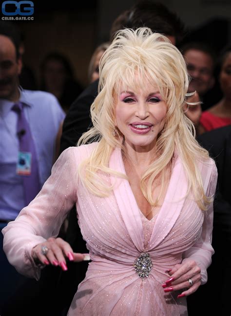 dolly parton nude photos|Dolly Parton Naked (24 Photos)